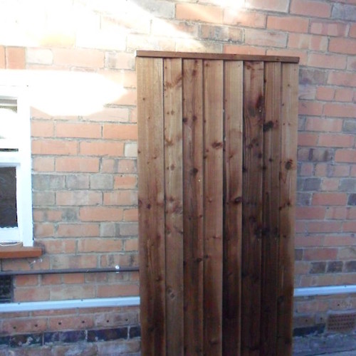 Fencing Nottingham budget feather edge trellis gate front